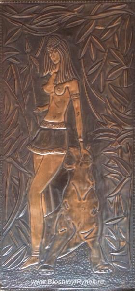 Древняя гравировка на метале картина. Россия, Ямало-Ненецкий АО, Муравленко