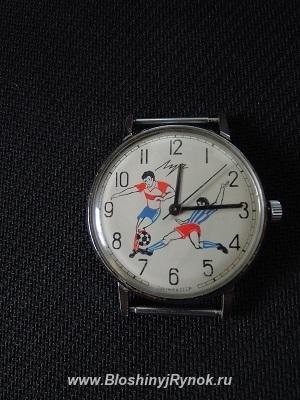 Часы футбольные, винтаж, 70-е годы СССР. Россия, Москва, Северный АО