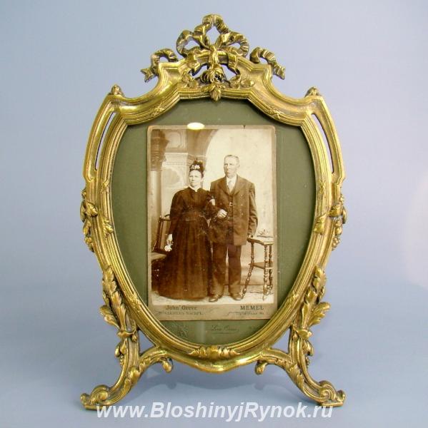Старинная бронзовая рамка для фото. Россия, Калининградская область,  Калининград
