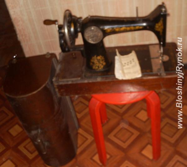 ручная швейная машинка 1935г. Россия, Санкт-Петербург, Василеостровский