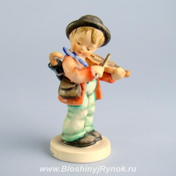 Коллекционная статуэтка Мальчик с скрипкой, Hummel. Россия, Калининградская область,  Калининград