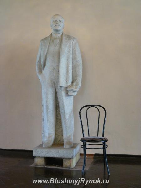 Статуя Ленина. Россия, Архангельская область, Вельск
