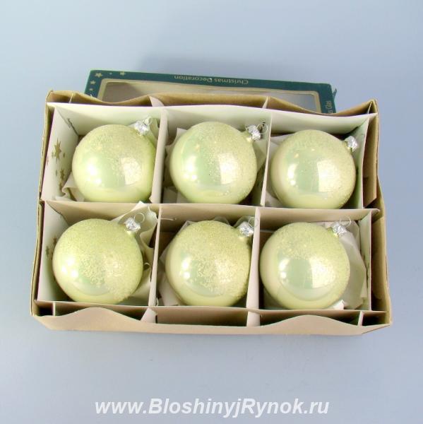Ёлочные шары, большие оливковые. Россия, Калининградская область,  Калининград
